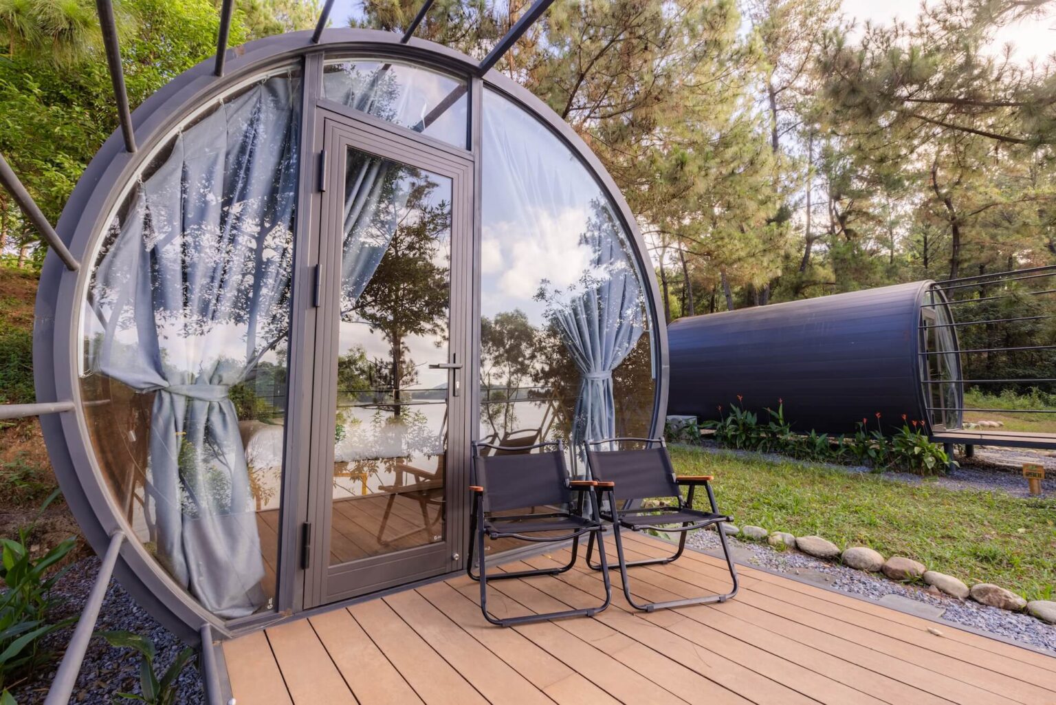 Log Glamping Lake View-1